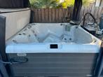 Te koop  jacuzzi  wellis palermo, Tuin en Terras, Bubbelbaden en Hottubs, Ophalen, Zo goed als nieuw, Trap, Vast