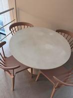Woood eettafel betonlook + Woood stoelen, Huis en Inrichting, Tafels | Eettafels, Ophalen, Overige materialen, Gebruikt, 50 tot 100 cm