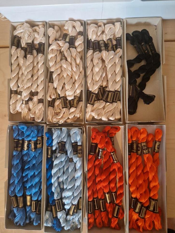 DMC Cotton Perle 5 - 68 strengen diverse kleuren, Hobby en Vrije tijd, Naaien en Fournituren, Nieuw, Garen of Naald(en), Ophalen of Verzenden