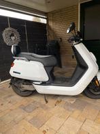 Niu n1s 2021, Fietsen en Brommers, Scooters | Overige merken, Ophalen, Maximaal 45 km/u, Elektrisch, Zo goed als nieuw