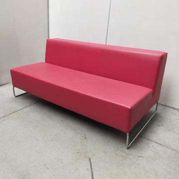 VS wachtbank / wachtkamerbank - 160x80x70 cm rode skai beschikbaar voor biedingen