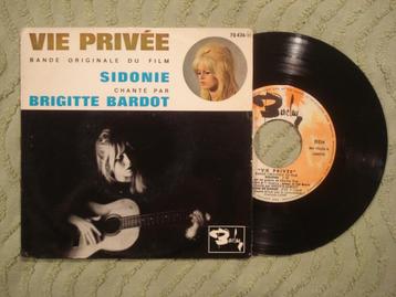 Brigitte Bardot 7" Vinyl EP: Vie privée - Sidonie (Frankrijk beschikbaar voor biedingen