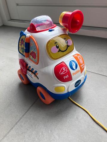 VTECH : TOET TOET POLITIEAUTO. beschikbaar voor biedingen