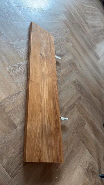 Wandplank teakhout 100x22 beschikbaar voor biedingen