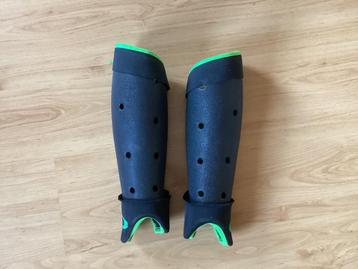 Hockey scheenbeschermers  beschikbaar voor biedingen