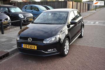 Volkswagen Polo 1.2 TSI Highline Navigatie beschikbaar voor biedingen