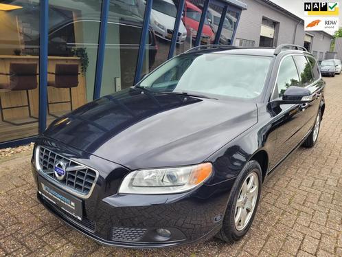 Volvo V70 2.5FT Momentum 230PK H.LEER / ECC / PDC / TREKHAAK, Auto's, Volvo, Bedrijf, Te koop, V70, ABS, Airbags, Airconditioning