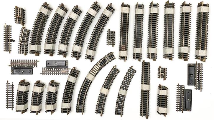 FLM: 206 delige partij rails 1700serie B-UITV. voor H0-spoor, Hobby en Vrije tijd, Modeltreinen | H0, Gebruikt, Rails, Gelijkstroom