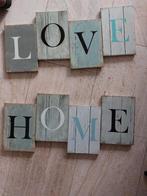 Decoratieve houten letters 'LOVE HOME', Ophalen of Verzenden, Zo goed als nieuw
