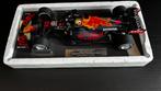 Max Verstappen 1:18 Edition 66 Styrian & Austrian GP 2021, Hobby en Vrije tijd, Modelauto's | 1:18, Ophalen of Verzenden, Zo goed als nieuw