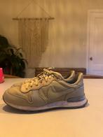 Nike Internationalist Linnen Sail Maat 38, Ophalen of Verzenden, Gedragen, Beige, Sneakers of Gympen