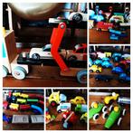 Houten auto's treintjes laadwagen brio raceauto's, Kinderen en Baby's, Speelgoed | Houten speelgoed, Ophalen of Verzenden, Gebruikt