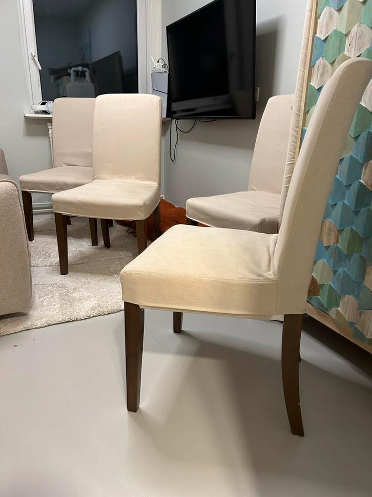 Set van 4 beige eetkamerstoelen ikea bergmund, Huis en Inrichting, Stoelen, Gebruikt, Vier, Hout, Wit, Ophalen