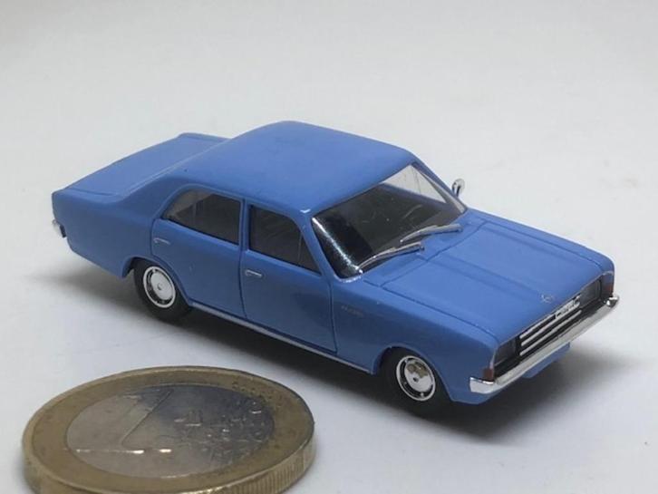 Oude Opel Rekord, Busch, Hobby en Vrije tijd, Modelauto's | 1:87, Gebruikt, Auto, Overige merken, Ophalen of Verzenden