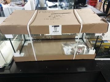 Nieuw aquarium 80x35x37  beschikbaar voor biedingen