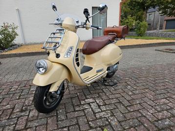 Vespa GTV 250ie (2009) - Slechts 4600km! beschikbaar voor biedingen