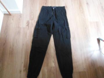 nieuwe zwarte cargo DEF broek, mt S beschikbaar voor biedingen