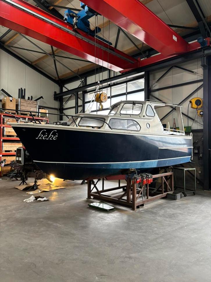 Kruiser motorboot met mariner 25 pk, Watersport en Boten, Motorboten en Motorjachten, Gebruikt, Staal, Tot 6 meter, Benzine, Buitenboordmotor