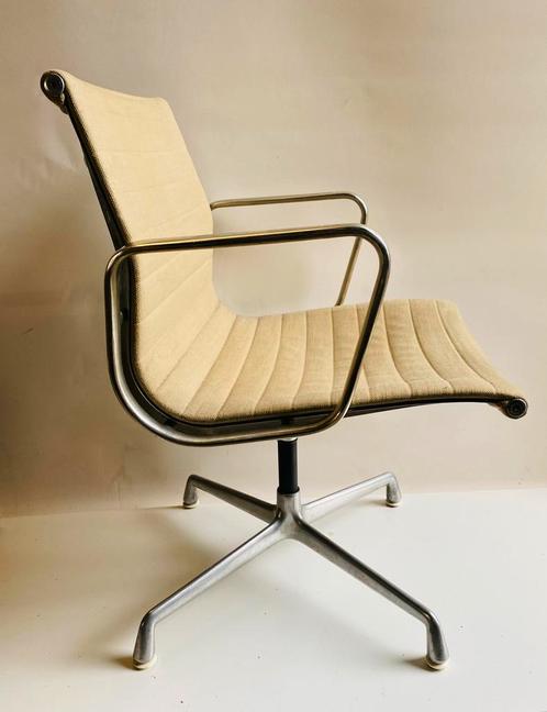 Eames bureaustoel model EA 107 voor Herman Miller , jaren 70, Huis en Inrichting, Bureaustoelen, Gebruikt, Bureaustoel, Bruin