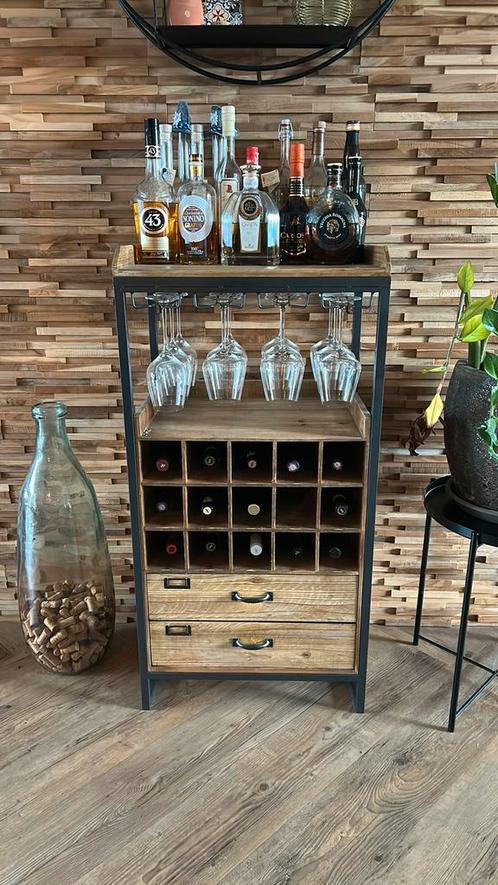Wijnkast “Knibbeler”, Huis en Inrichting, Woonaccessoires | Wijnrekken, Zo goed als nieuw, Minder dan 50 cm, Ophalen