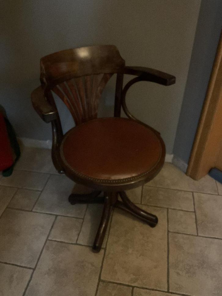 Authentieke bureaustoel, Huis en Inrichting, Bureaustoelen, Gebruikt, Bureaustoel, Bruin, Ophalen