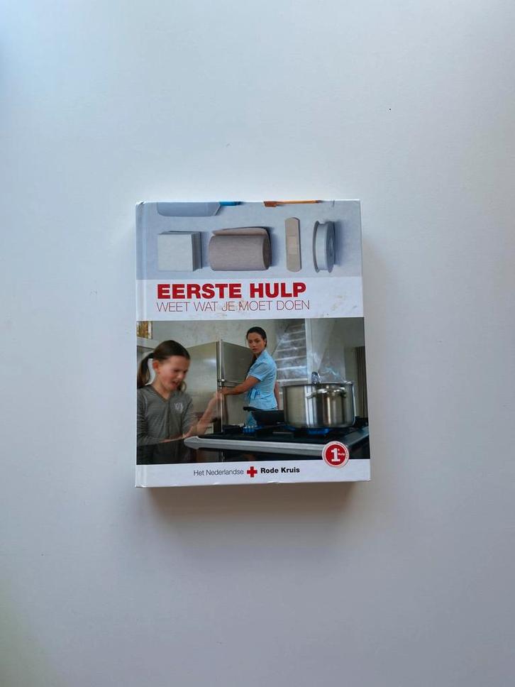 Eerste hulp, Boeken, Wetenschap, Zo goed als nieuw, Ophalen
