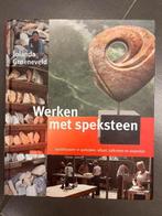 Boek werken met speksteen, Ophalen of Verzenden, Zo goed als nieuw