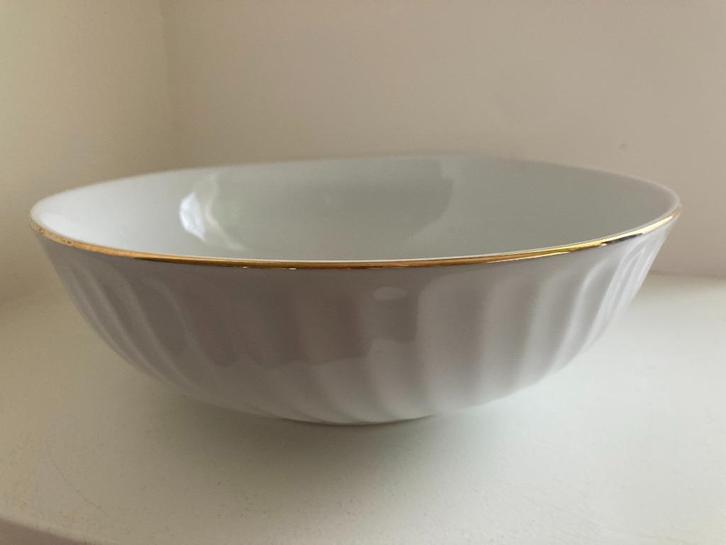 Ronde witte schaal/kom - "Quinta Nova" - Grupo Vista Alegre, Huis en Inrichting, Keuken | Servies, Gebruikt, Schaal of Schalen