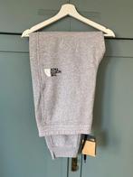 The North Face Logo Joggers - Light Grey (XXL), Kleding | Heren, Sportkleding, Nieuw, Overige maten, Ophalen of Verzenden, Grijs