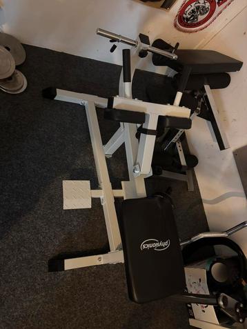 Seated calf machine beschikbaar voor biedingen