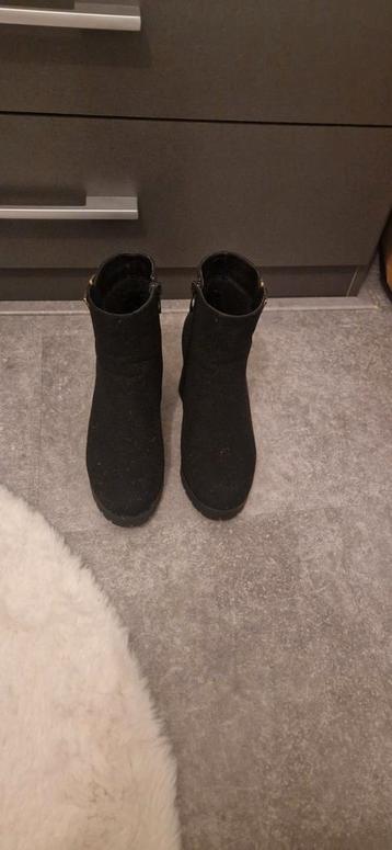 Laarzen maat 37 - Zo goed als nieuw! beschikbaar voor biedingen