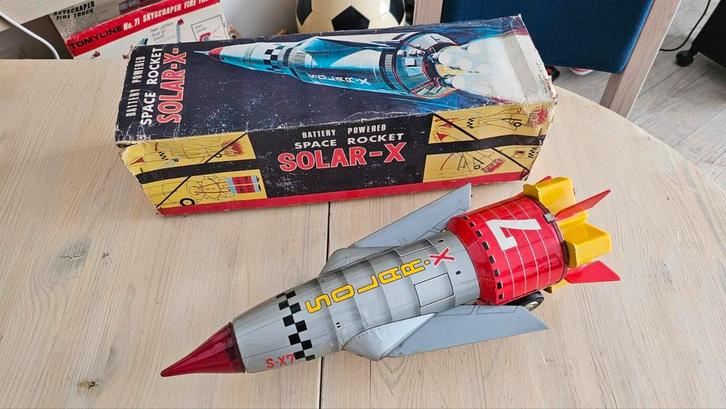Space Rocket Solar X T.N Nomura Japan LEES AUB, Antiek en Kunst, Antiek | Speelgoed, Ophalen