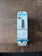 Hager ERD225 relais, Hobby en Vrije tijd, Elektronica-componenten, Ophalen of Verzenden, Nieuw