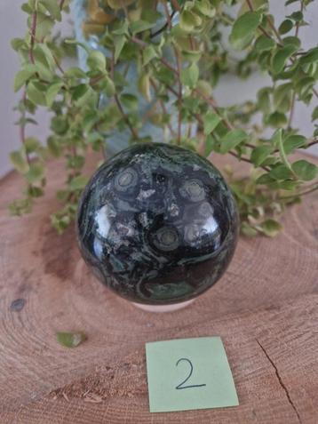 Kambaba jaspis bol 2 Madagascar 6cm 370 gram  beschikbaar voor biedingen