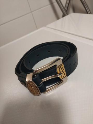 Vintage jaren tachtig Levi's blauw leren riem 84 cm beschikbaar voor biedingen