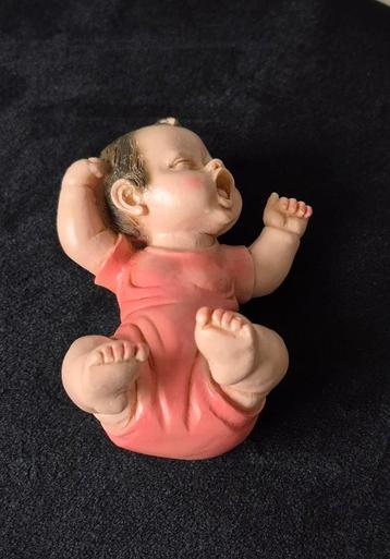 Vintage A. Lucchesi Baby Beeld met Wieg beschikbaar voor biedingen