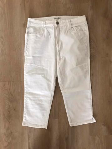 Capri broek maat 46 48 wit - nog nieuw! beschikbaar voor biedingen