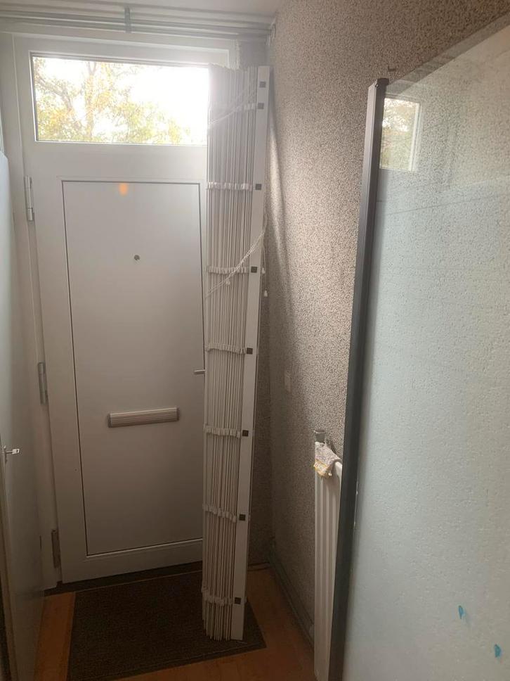 Luxaflex Wit Hout 2,45x1,50 - Prima Staat!, Huis en Inrichting, Stoffering | Gordijnen en Lamellen, Zo goed als nieuw, 200 cm of meer