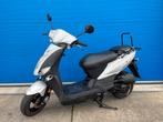 KYMCO AGILITY.  UNIEK….LEES., Fietsen en Brommers, Scooters | Kymco, Ophalen, Zo goed als nieuw, Benzine, Agility