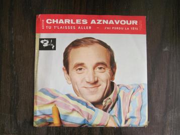 Single - Charles Aznavour - Tu t'laisses aller 60210 beschikbaar voor biedingen