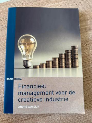 Financieel management voor de creatieve industrie beschikbaar voor biedingen