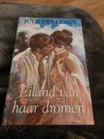 Eiland van haar dromen Jude Deveraux, Boeken, Historische romans, Ophalen of Verzenden, Zo goed als nieuw