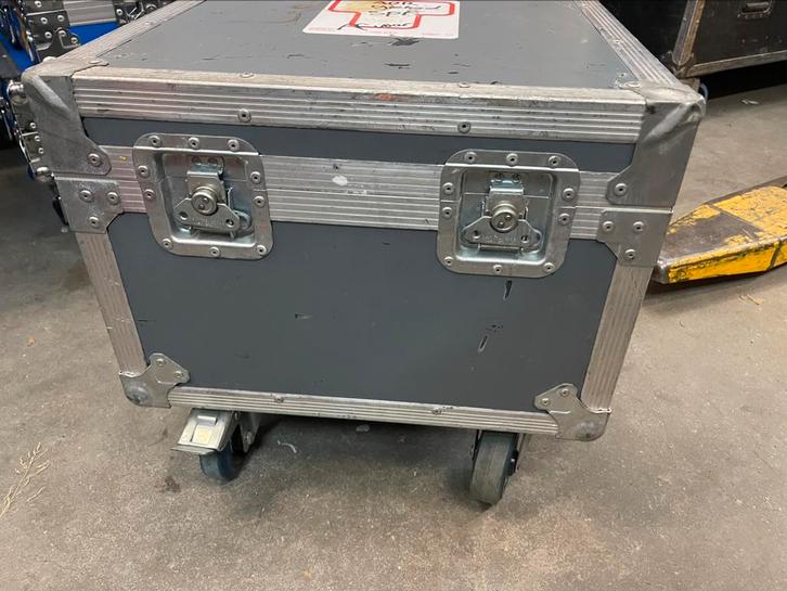 Flightcase / Kabelcase 50x45cm 24+5cm Hoog + Wheels kl.deksl, Muziek en Instrumenten, Behuizingen en Koffers, Gebruikt, Overige instrumenten