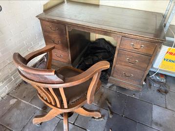 Antiek/ klassiek engels bureau + stoel beschikbaar voor biedingen
