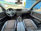 BMW 3-serie 320i Business Line | LEDER | NAVI | CLIMA | NWE, Achterwielaandrijving, Zwart, Leder en Stof, Beige