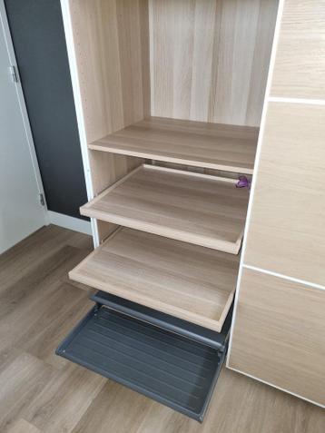Complete Ikea Pax kledingkast met schuifdeuren (nieuw €840) - afbeelding 5