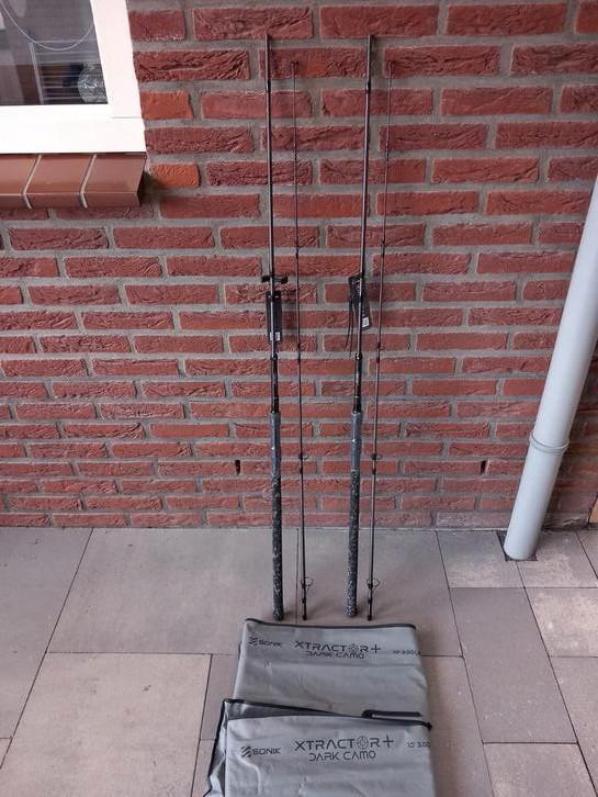Nieuwe 10ft Sonik XTRACTOR +Dark Camo Karperhengels., Watersport en Boten, Hengelsport | Karpervissen, Nieuw, Werphengel, Ophalen of Verzenden