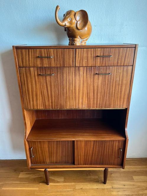 Vintage Design Jaren 70 Teak wandkastje secretaire Kast, Antiek en Kunst, Antiek | Meubels | Kasten, Ophalen
