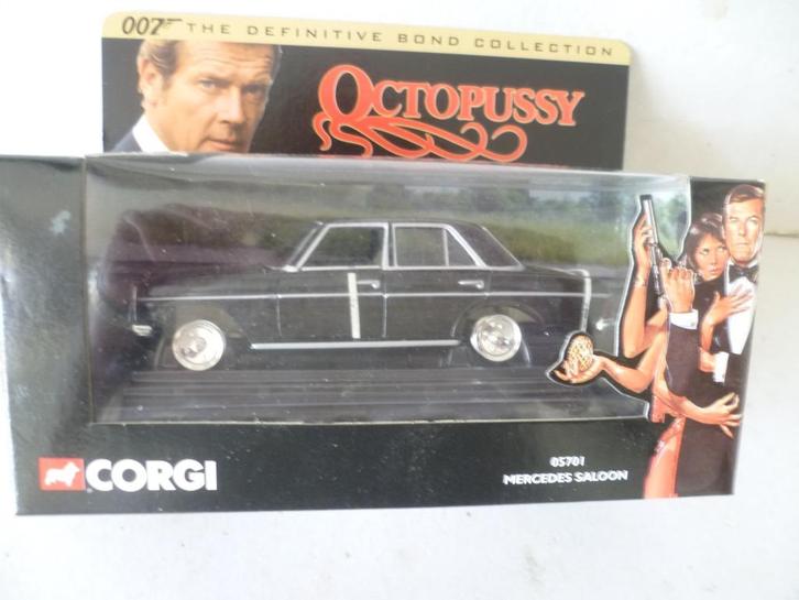 Corgi 05701 James Bond 007 Mercedes Saloon Octopussy film., Verzamelen, Film en Tv, Nieuw, Film, Beeldje, Replica of Model, Ophalen of Verzenden