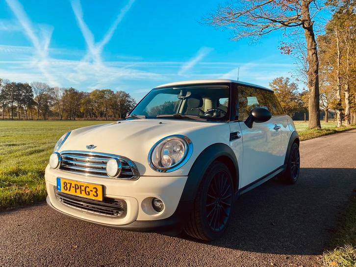 Mini One | NIET geïmporteerd, Auto's, Mini, Particulier, One, ABS, Airbags, Airconditioning, Elektrische ramen, Isofix, Navigatiesysteem